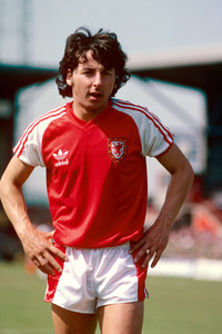 Mickey Thomas