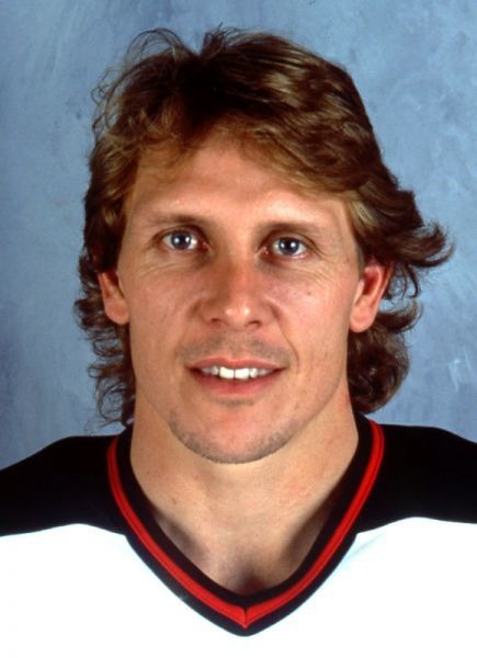 Steve Thomas