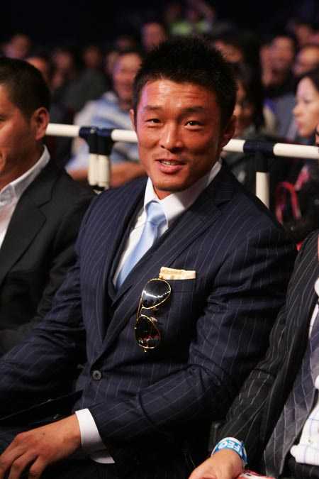 Yoshihiro Akiyama