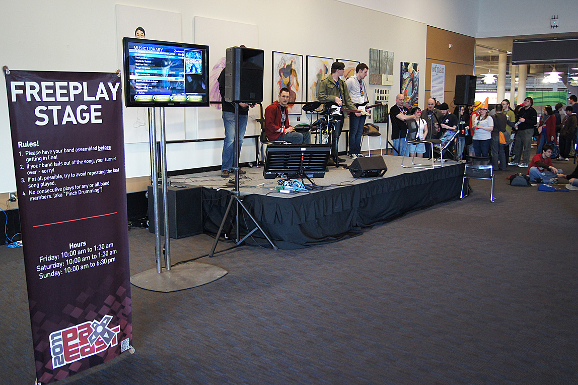 Freeplay Stage